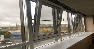 Холодное остекление балкона Новомосковск цена от 8235 руб. м/п. за 50 часов