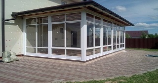 Остекление веранды Новомосковск, цена от 9779 руб.